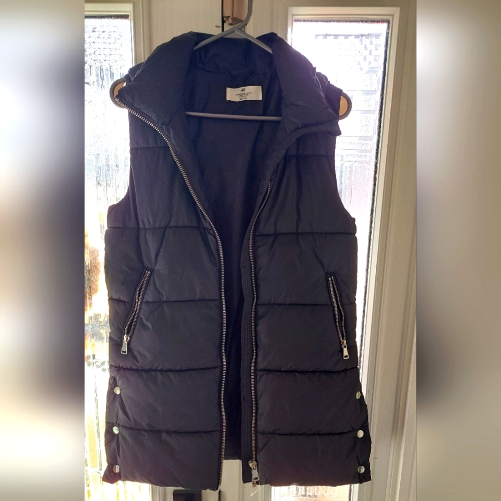 H&M girl puffer vest